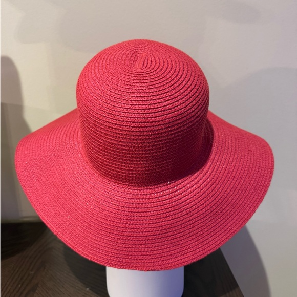 Betmar Gossamer Wide Brim Hat in True Red - Picture 4 of 8